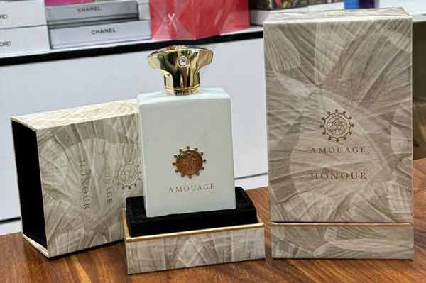 ادکلن آمواج هانر Amouage Honour 